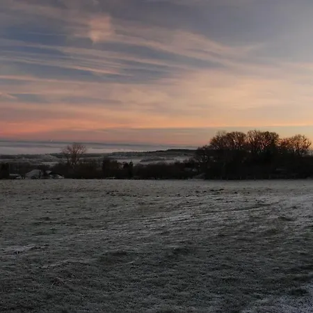 Les Auges Nyaraló *